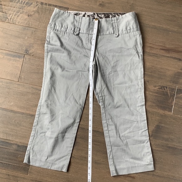 GUESS grey cropped dress pants - Picture 2 of 4